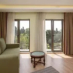 Hotel Numi