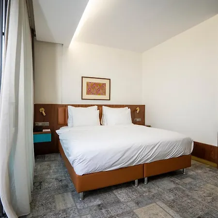 Numi Отель 4*